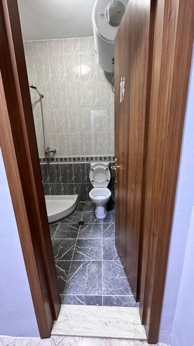 Super House Blloku - 3 Rooms Tirana Exterior foto